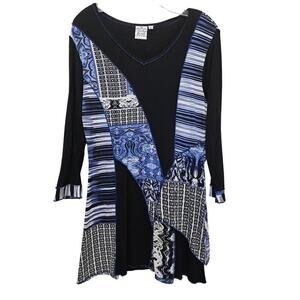 Parsley and Sage "S" blue navy patch work Tunic. Super soft. Comfy. Quilt. Artsy